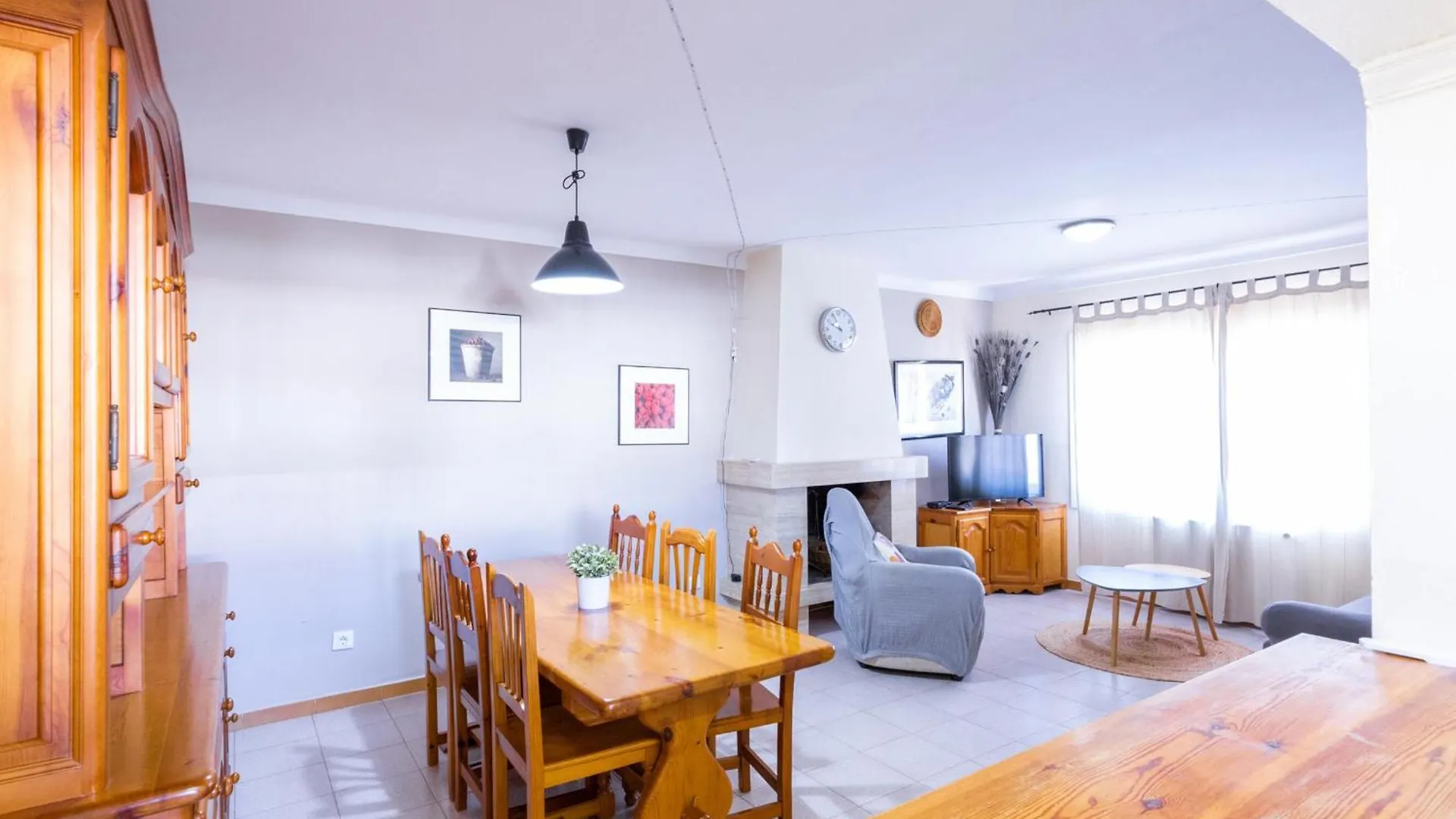 Дом отдыха Вилла Casa Familiar Con Terraza, Bbq, Wifi Y Parking A 900 M De La Playa En L'Escala - Es-325-8 Торроэлья-де-Монгри